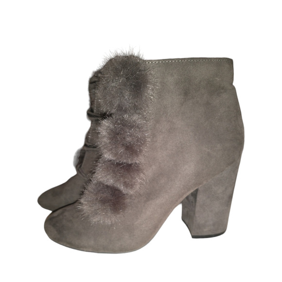 Primark Women's Faux Suede Gray Ankle Boots Heeled Pom-Poms Size 6 Fashionable - Picture 10 of 13